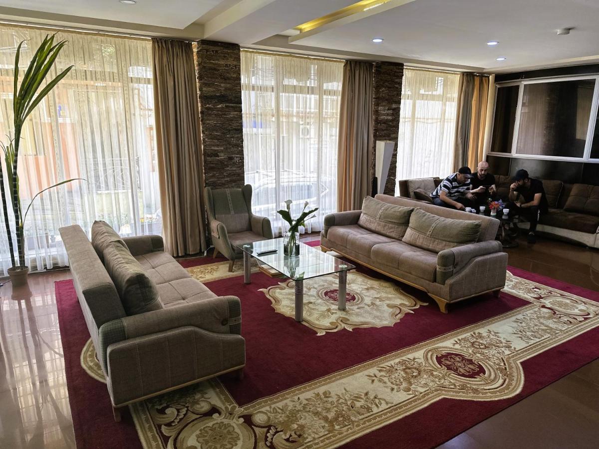 G Bakuri Hotel Batumi Exterior foto